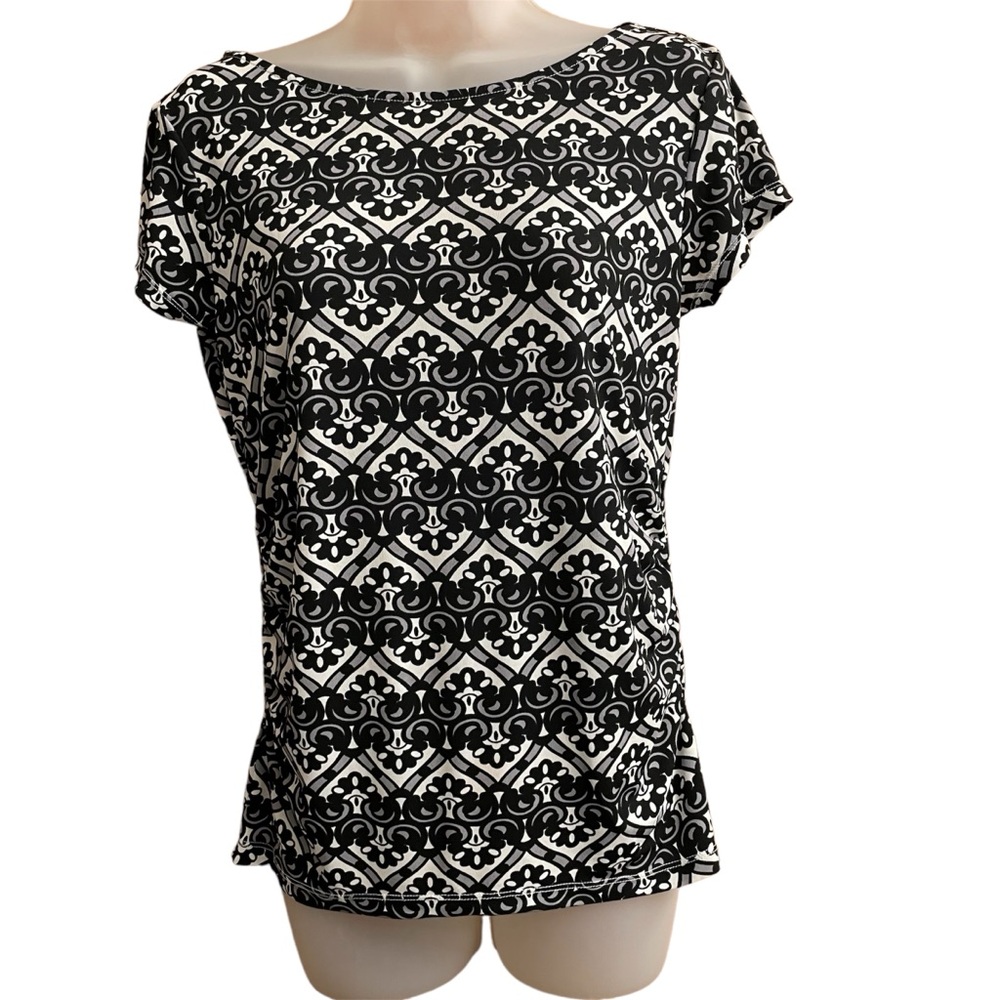 Geoffrey Beene Sport Women's Gray White Black Paisley Short Sleeve Blouse Size M